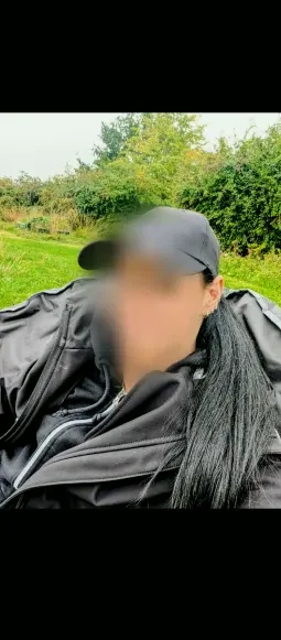 Clara, 37