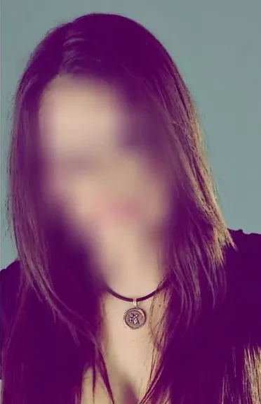 Emina, 31