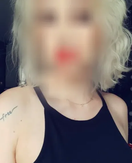 Fabienne, 37
