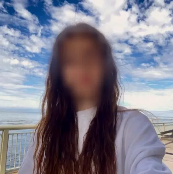 Jelena, 27