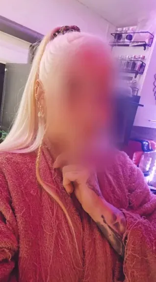 Marina, 34