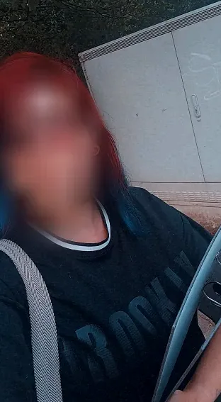Martina, 27
