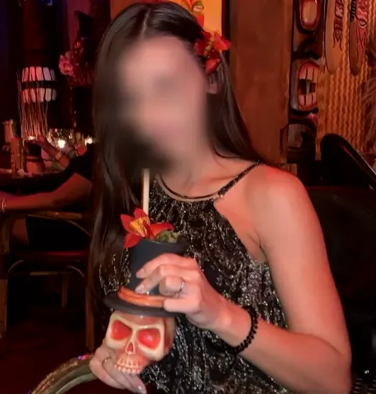 Nicole, 36