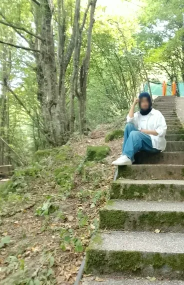 Yvonne, 20